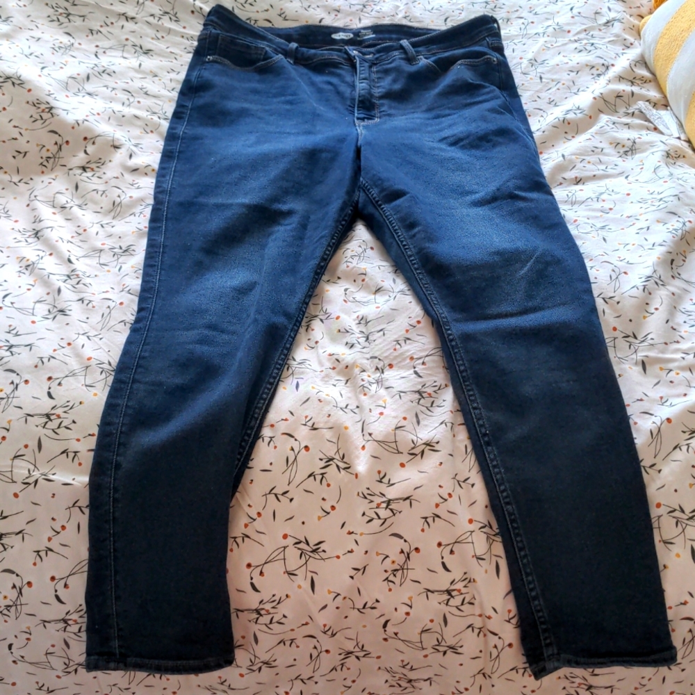 Old Navy Rockstar Super Skinny Extra High Rise Jeans